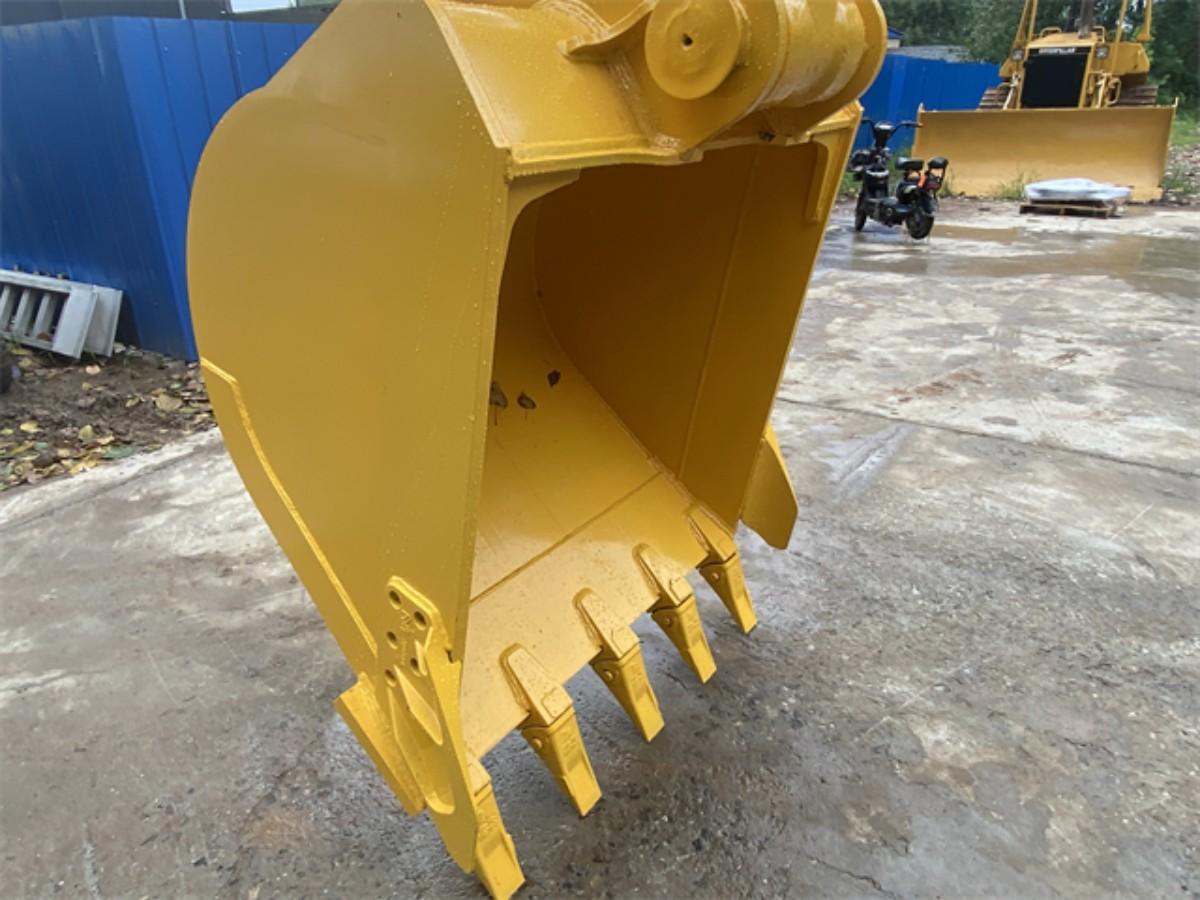 Used Komatsu PC220-6 Crawler Excavator for Sale - 图片 6