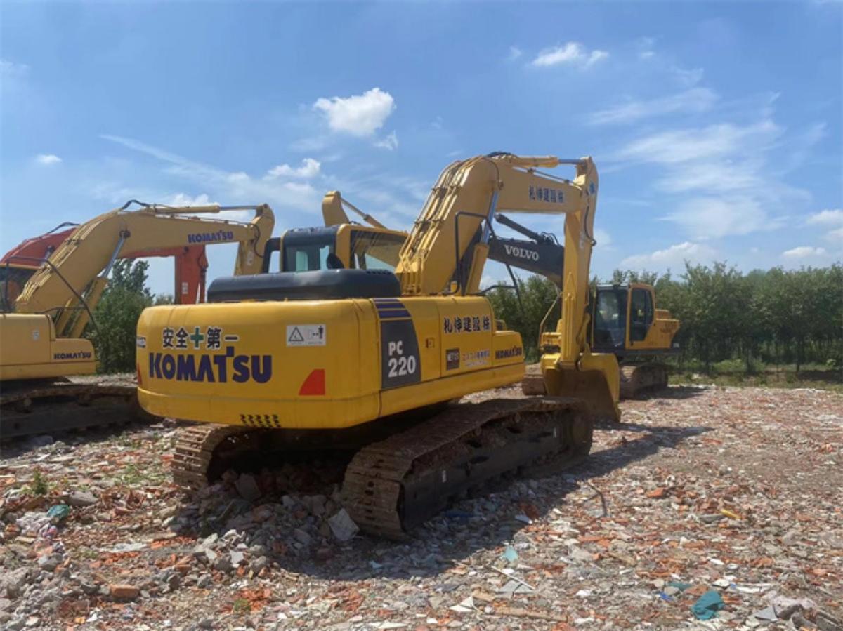 Used Komatsu PC220-8 Crawler Excavator for Sale - 图片 2