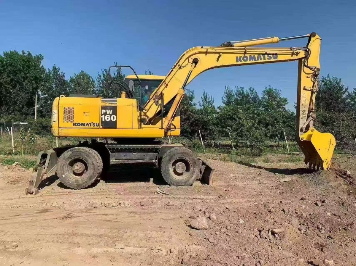 Used Komatsu PW160 Wheel Excavator for Sale - 图片 3
