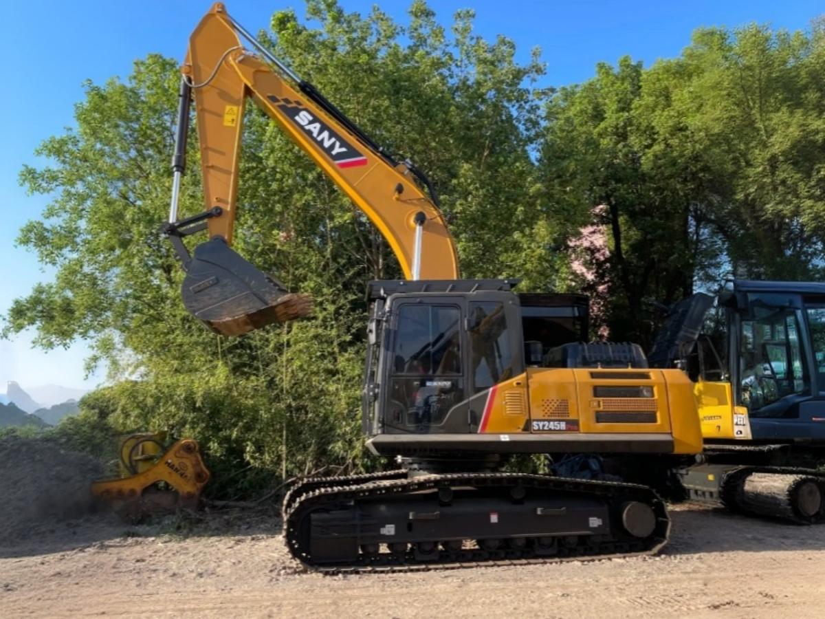 Used SANY SY245H PRO Crawler Excavator for Sale
