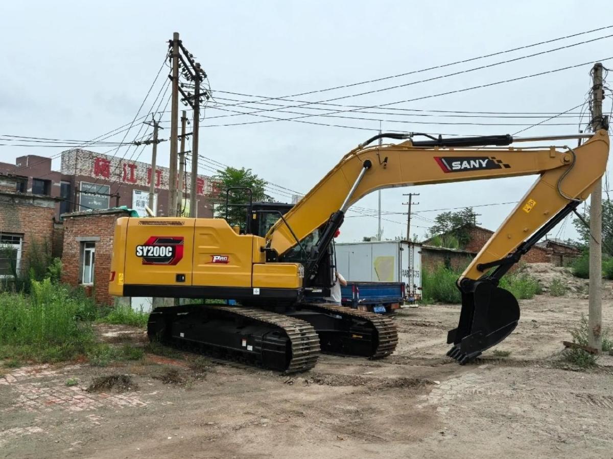 Used SANY SY200C PRO Crawler Excavator for Sale