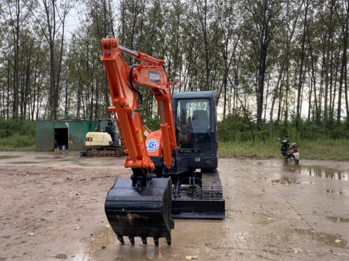 Used DOOSAN DH60-7 Crawler Excavator for Sale - 图片 3