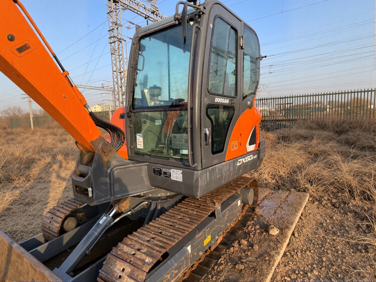 Used DOOSAN DX60E-9C Crawler Excavator for Sale - 图片 4