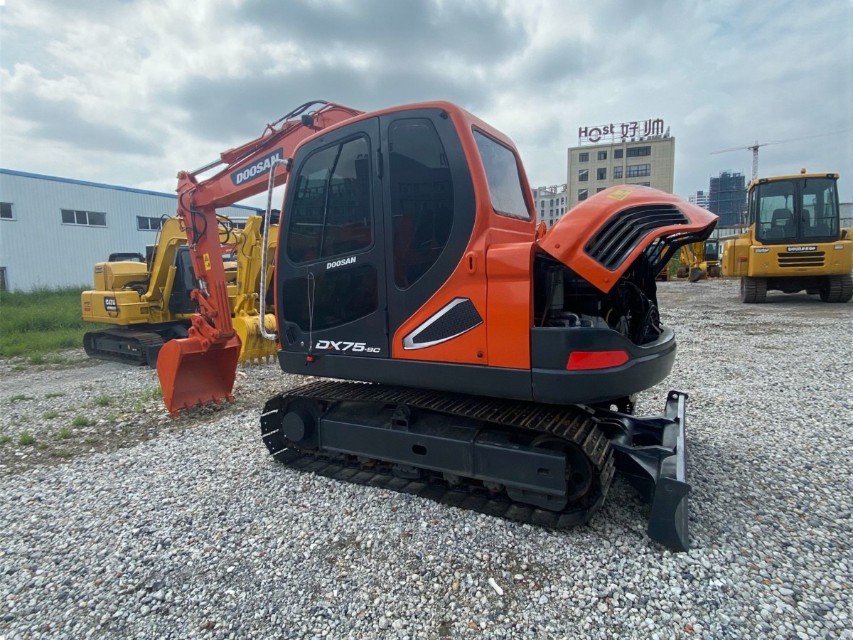 Used DOOSAN DX75-9C Crawler Excavator for Sale - 图片 2