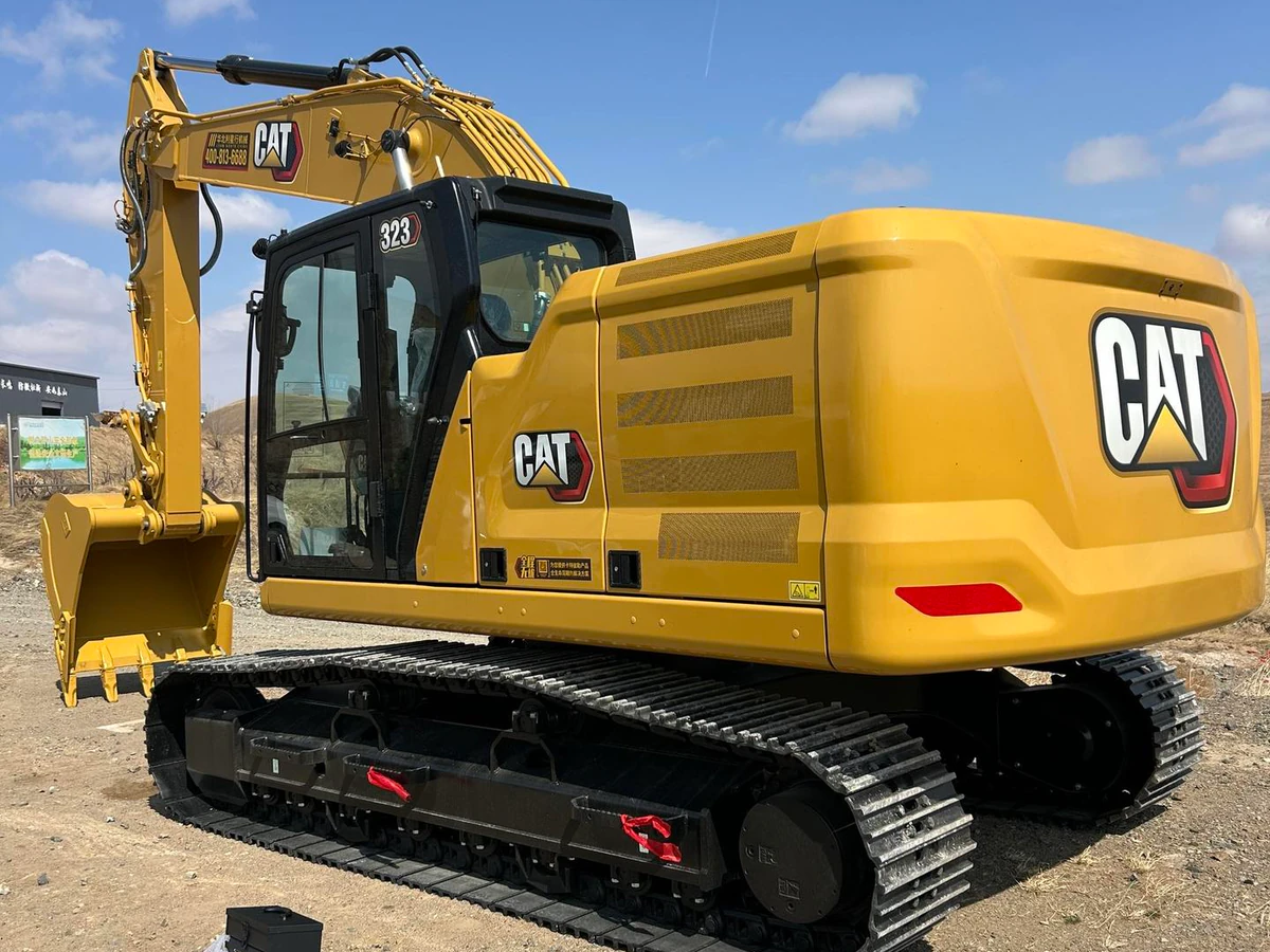 New Caterpillar 323 Crawler Excavator for Sale