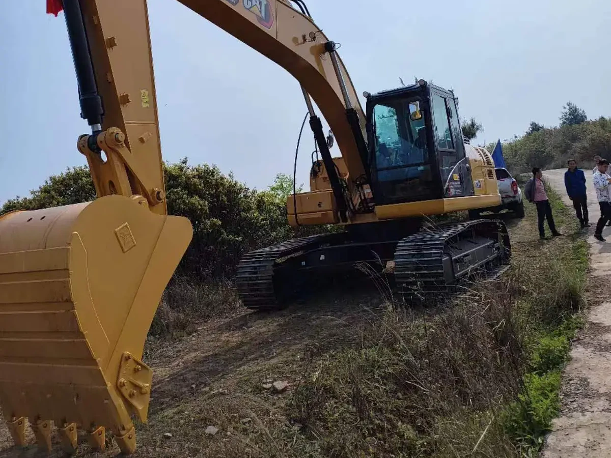 New Caterpillar 323GX Crawler Excavator for Sale - 图片 7