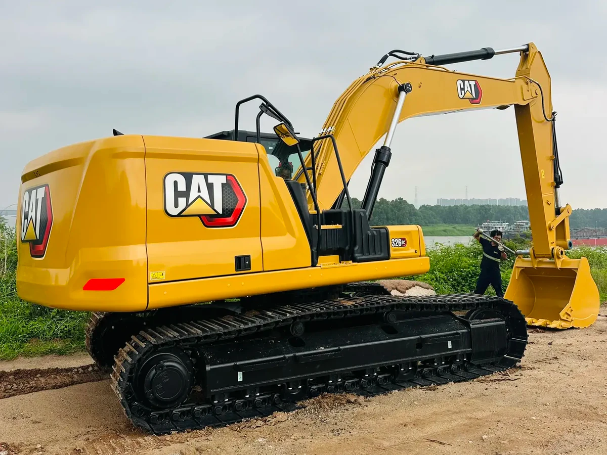 New CAT 326GC Crawler Excavator for Sale - 图片 2