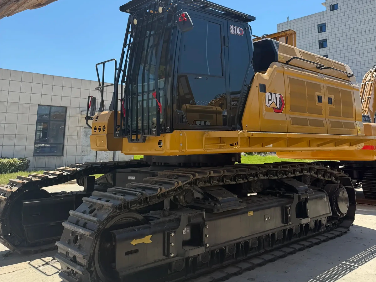 New CAT 374 Crawler Excavator for Sale