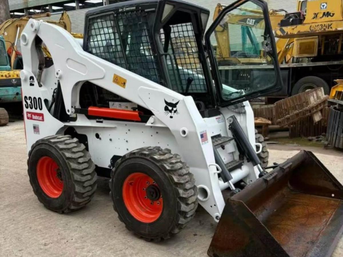 Used Bobcat S300 Skid Steer Loader for Sale - 图片 4